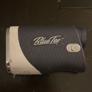 Blue tee range finder